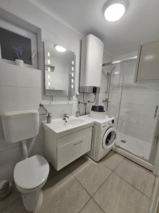 Apartment Aria Vinkovci Exteriör bild